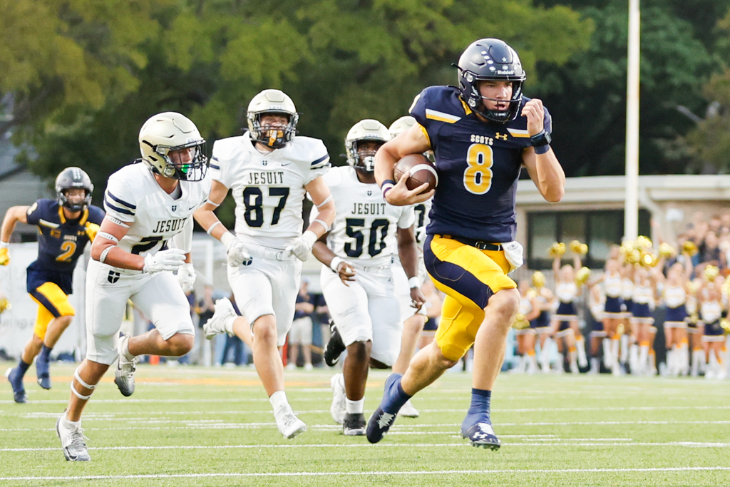 The Scots lead by Buck Randall runaway with a 42-14 win over Jesuit.